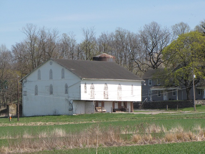54 x 32 x 30 Bank Barn with Exposure Hazard 54 x 32 x 30 Bank Barn with Exposure Hazard