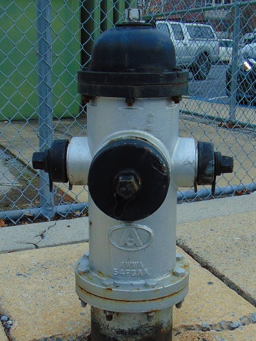 A class C black-top fire hydrant.